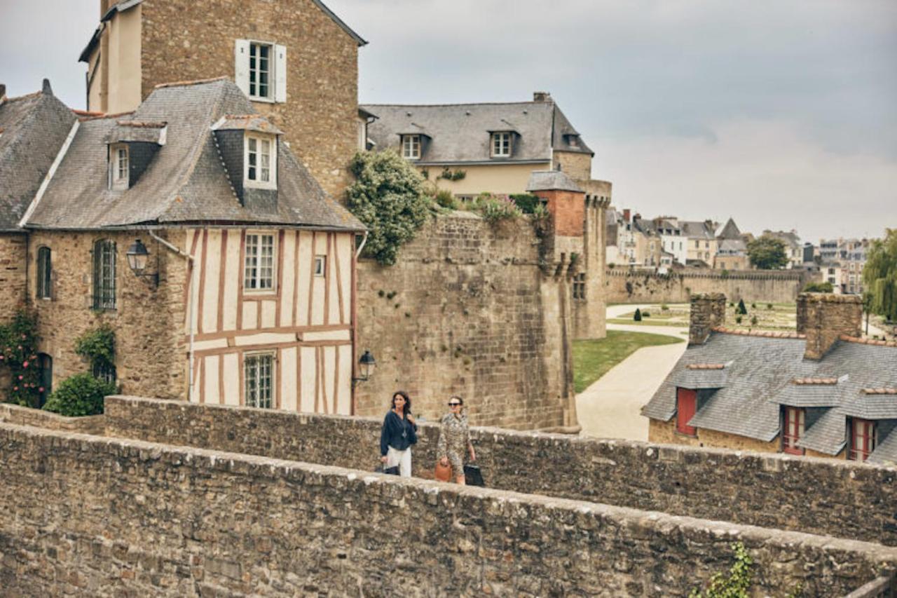 Studio Bien Agence 30m2 Aux Remparts De Appartement *